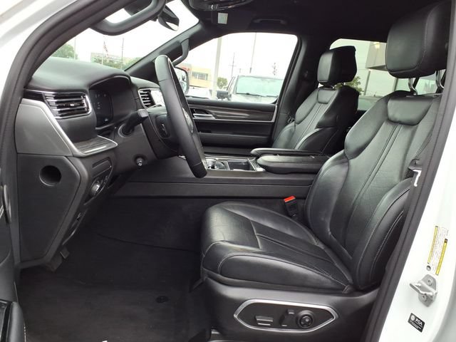 Used 2022 Jeep Wagoneer Series II AWD/4WD image 20