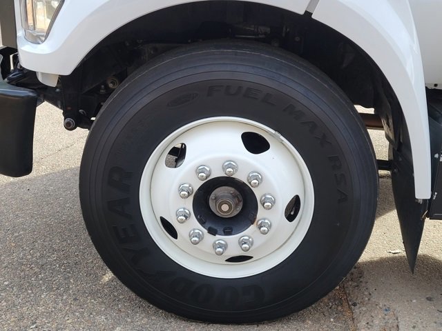 Certified 2023 Ford F650 2WD Regular Cab Super Duty image 10