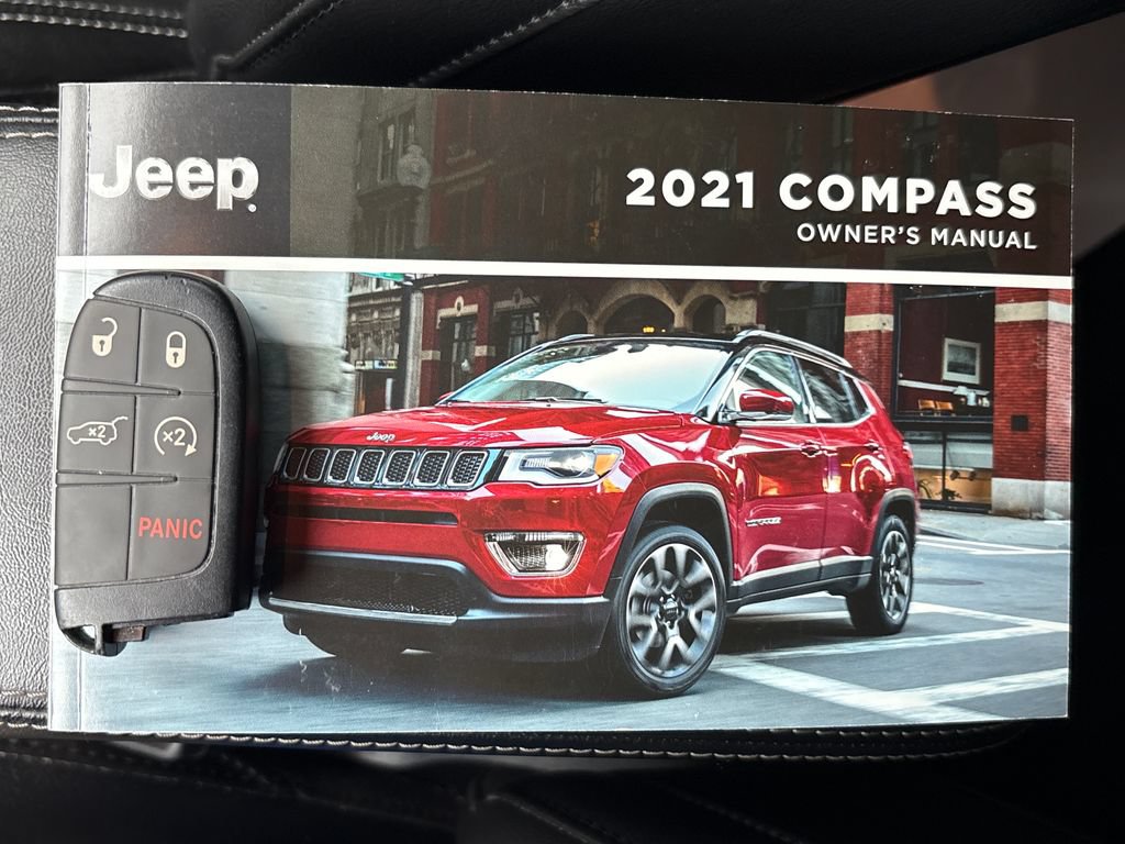 Used 2021 Jeep Compass Latitude AWD/4WD image 20