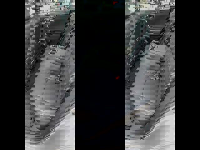 Used 2023 Toyota RAV4 Limited image 18