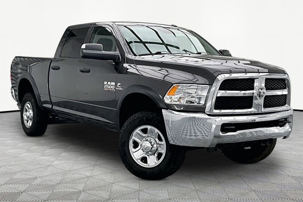 Used 2018 RAM 2500 Tradesman w/ Chrome Appearance Group image 5