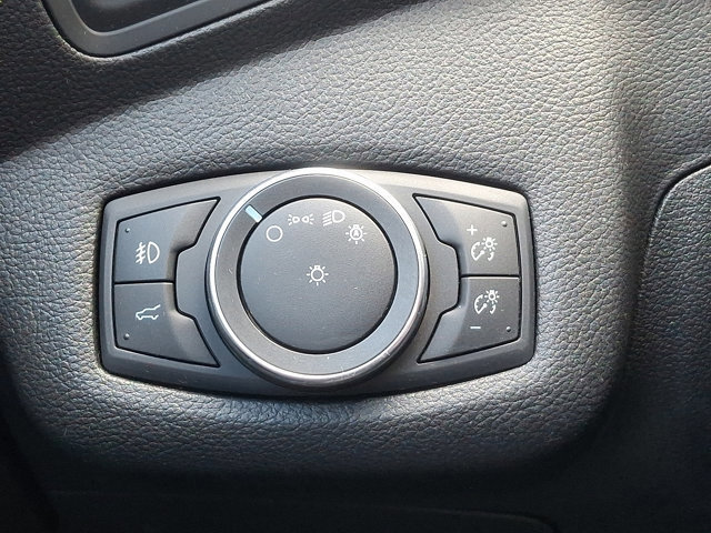 Certified 2018 Ford Escape SE w/ SE Sync 3 Package image 23