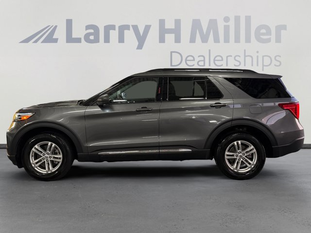 Certified 2023 Ford Explorer XLT w/ Equipment Group 202A image 2