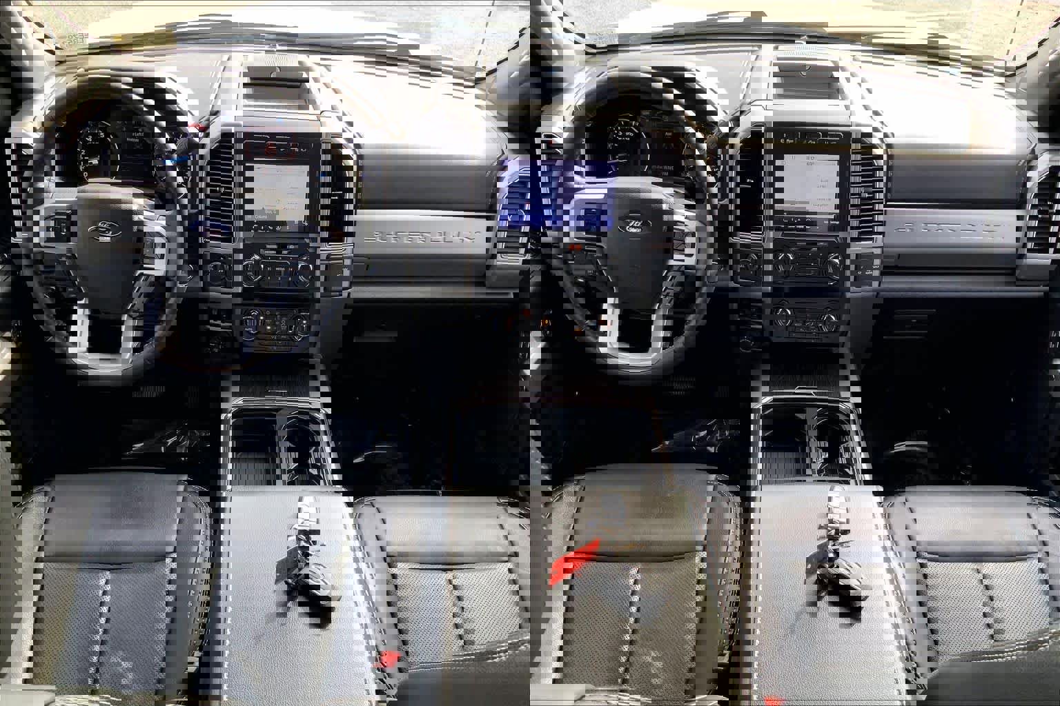 Certified 2020 Ford F350 Lariat w/ Lariat Ultimate Package image 14