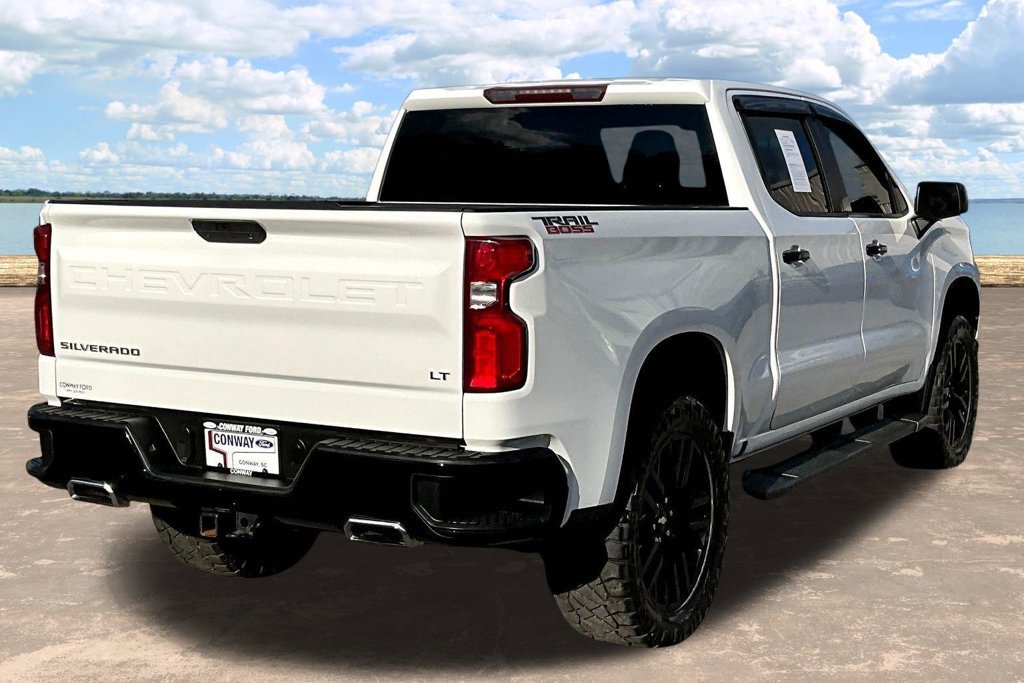 Used 2021 Chevrolet Silverado 1500 LT Trail Boss w/ Bed Protection Package AWD/4WD image 8