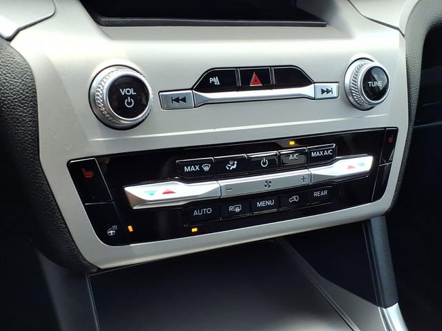 Certified 2023 Ford Explorer XLT w/ Equipment Group 202A AWD/4WD image 27