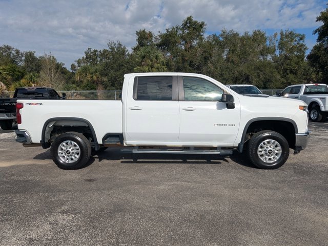 Used 2022 Chevrolet Silverado 2500 LT image 4