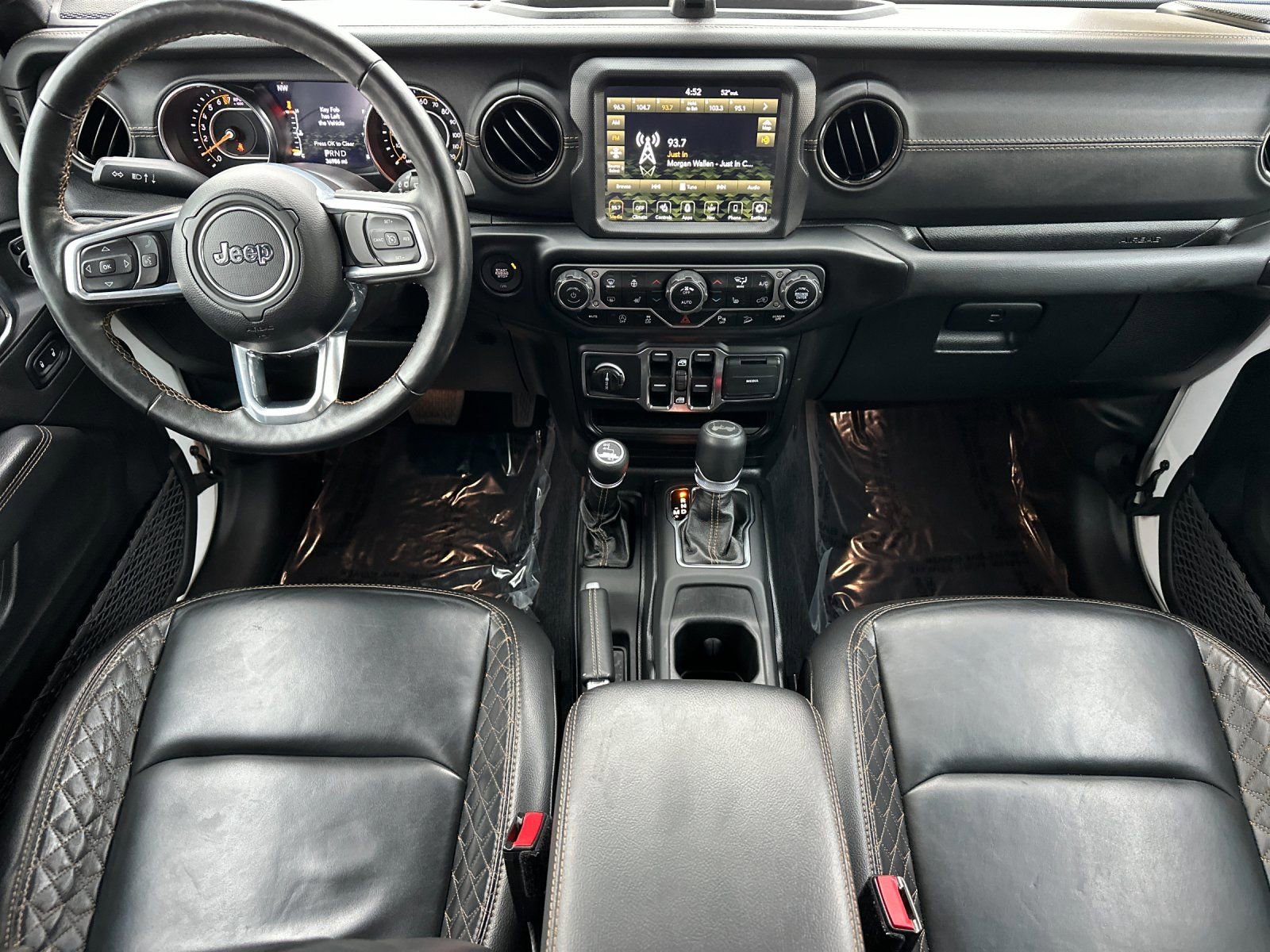 Used 2021 Jeep Wrangler Unlimited Sahara image 12
