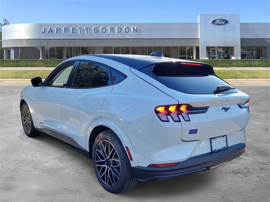 Certified 2025 Ford Mustang Mach-E Premium image 2