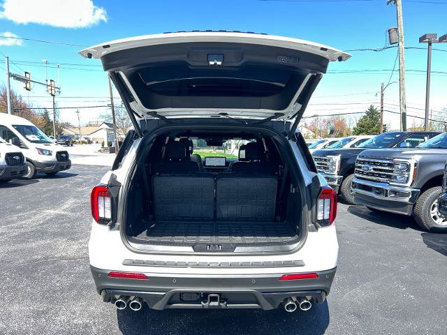 Certified 2025 Ford Explorer ST AWD/4WD image 17