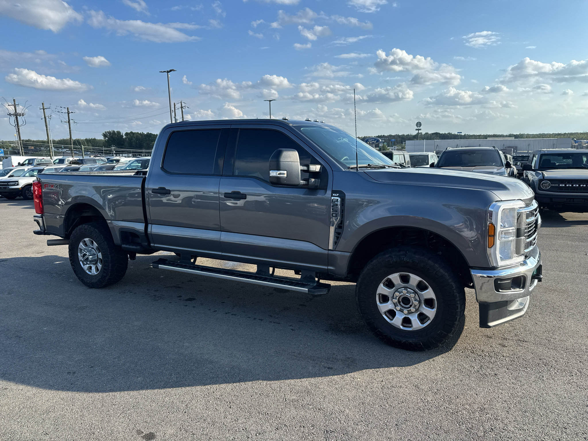 Certified 2024 Ford F250 XLT w/ FX4 Off-Road Package AWD/4WD image 9