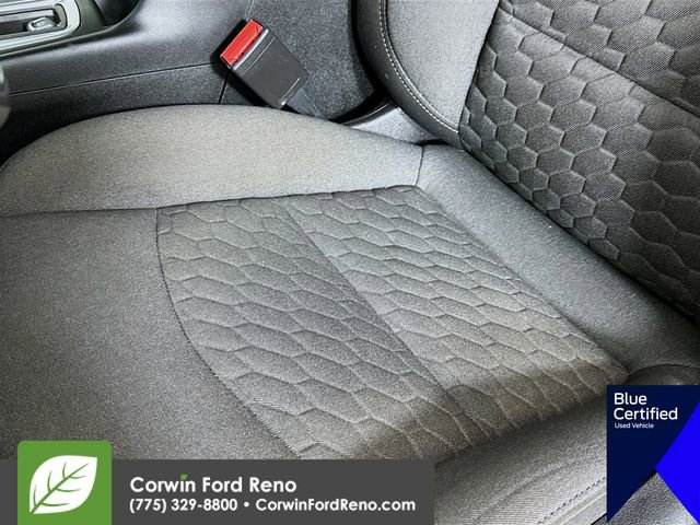 Used 2019 Chevrolet Equinox LT w/ Driver Convenience Package image 21