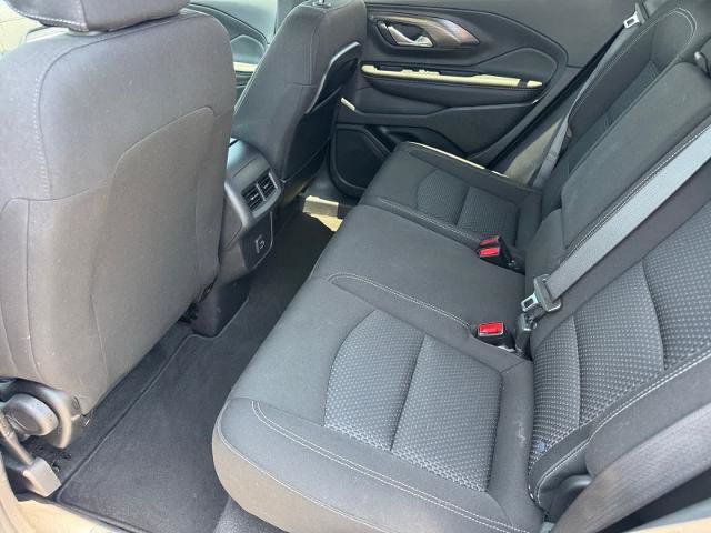 Used 2024 GMC Terrain SLE AWD/4WD image 11
