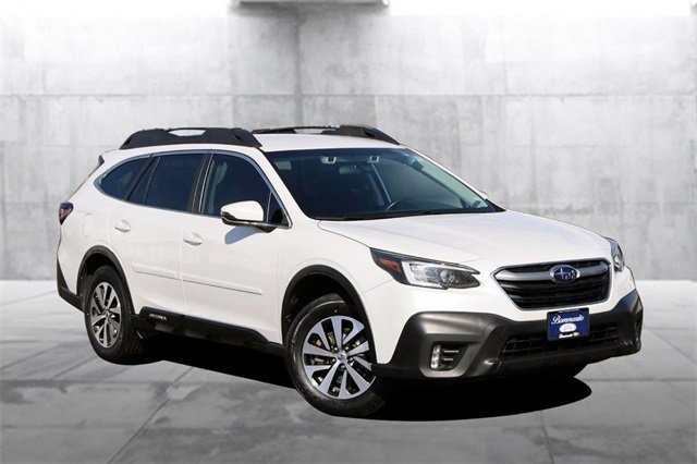 Used 2021 Subaru Outback Premium image 2