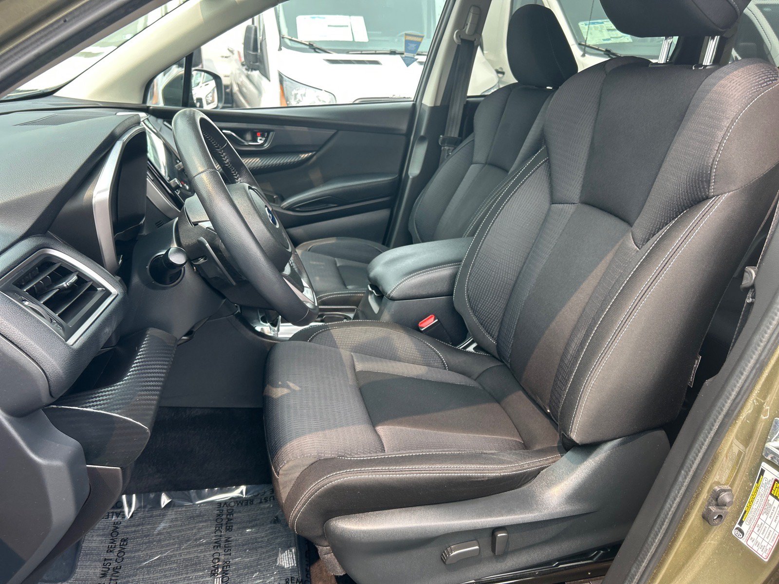 Used 2023 Subaru Ascent Premium w/ Convenience Package AWD/4WD image 9