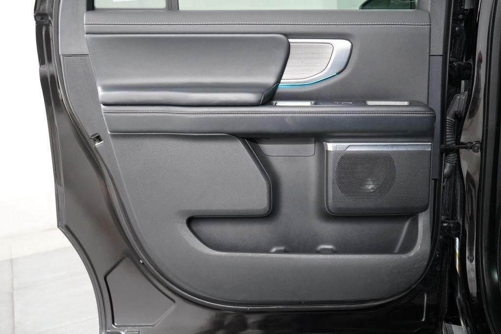 Certified 2025 Ford Expedition Max Platinum AWD/4WD image 31
