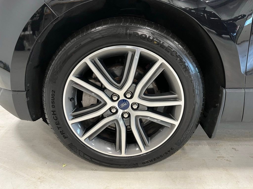Certified 2021 Ford Edge Titanium w/ Canadian Touring Package image 9