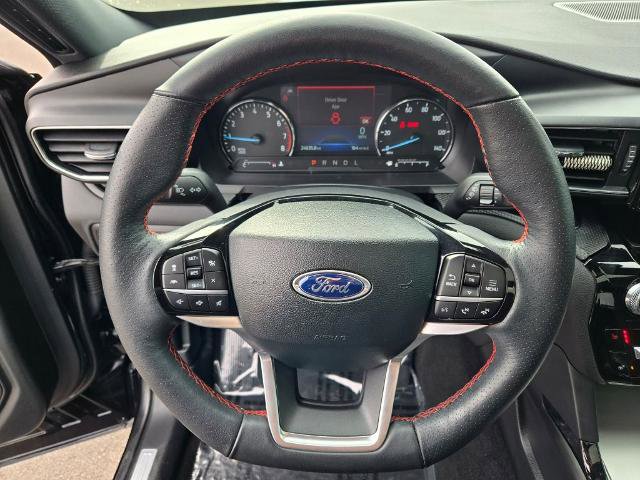 Certified 2023 Ford Explorer ST-Line w/ Class IV Trailer Tow Package image 39