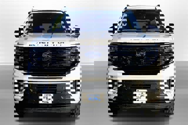Certified 2025 Ford Expedition Active image 5