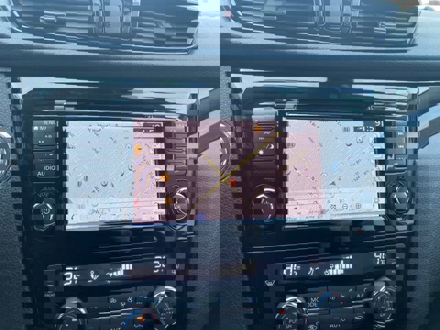 Used 2022 Nissan Rogue Sport SL w/ Premium Package image 17