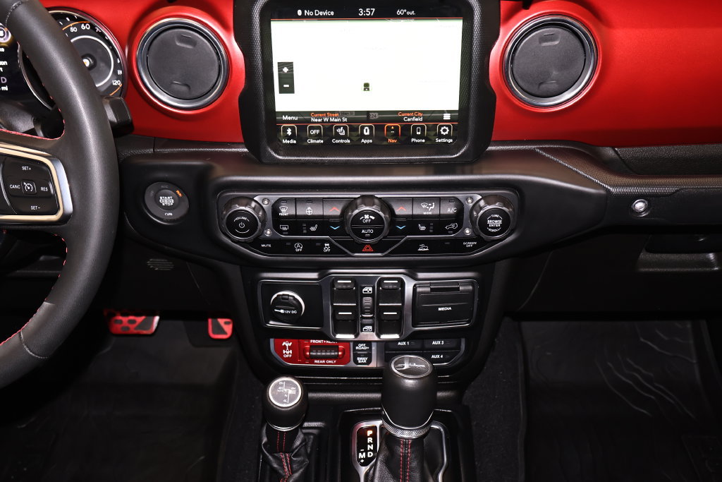 Used 2023 Jeep Gladiator Rubicon w/ LED Lighting Group AWD/4WD image 26