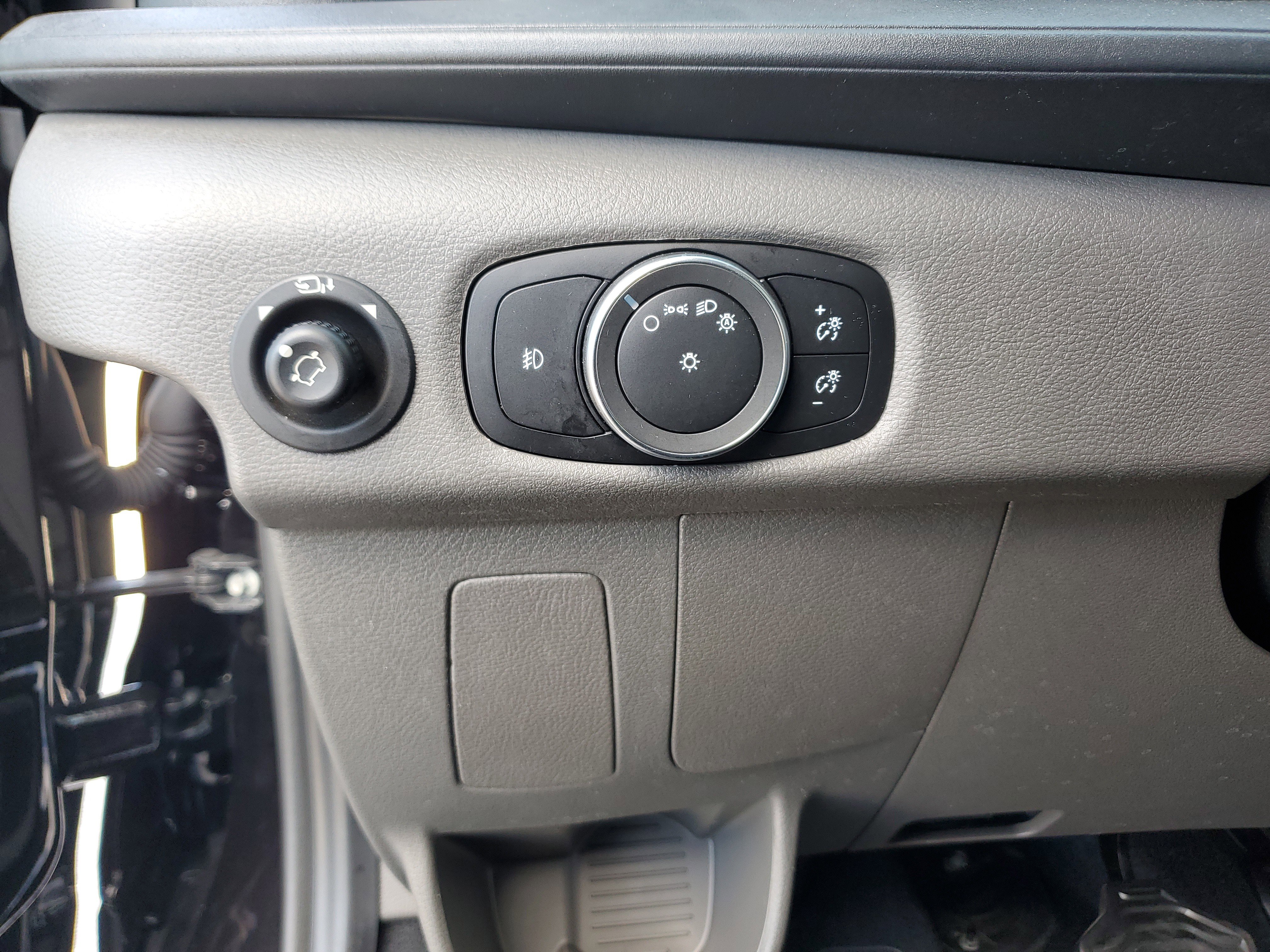 Certified 2024 Ford Transit 350 XLT image 26