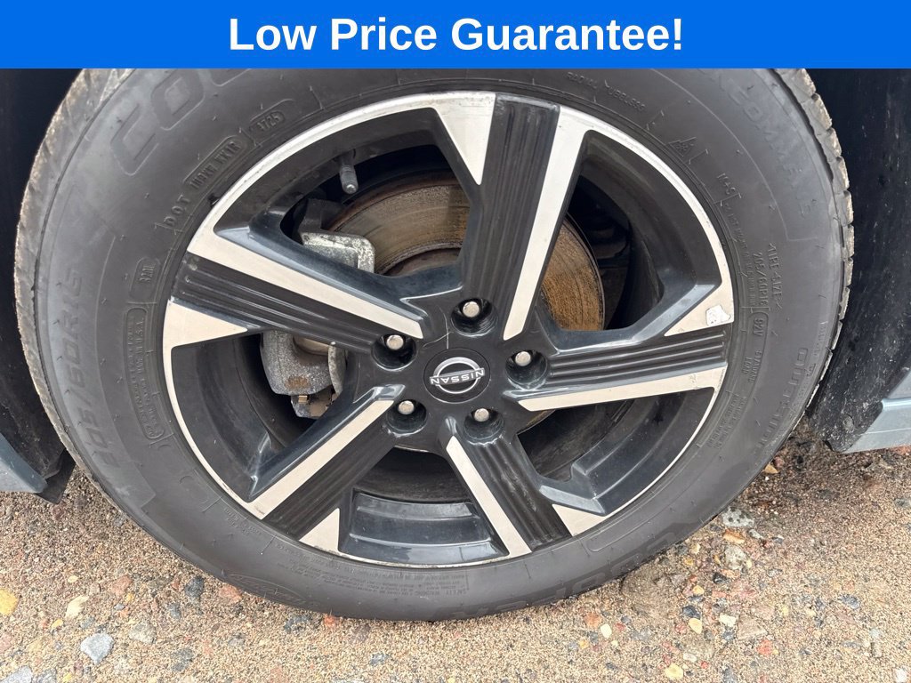 Used 2024 Nissan Sentra SV FWD image 12