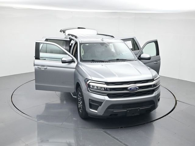 Certified 2023 Ford Expedition XLT image 50
