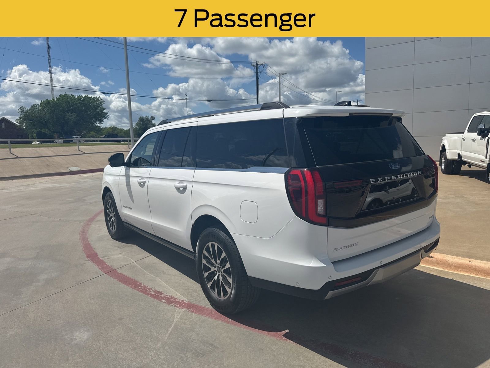 Certified 2025 Ford Expedition Max Platinum image 7