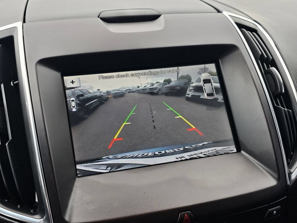Certified 2019 Ford Edge Titanium w/ Equipment Group 301A AWD/4WD image 25