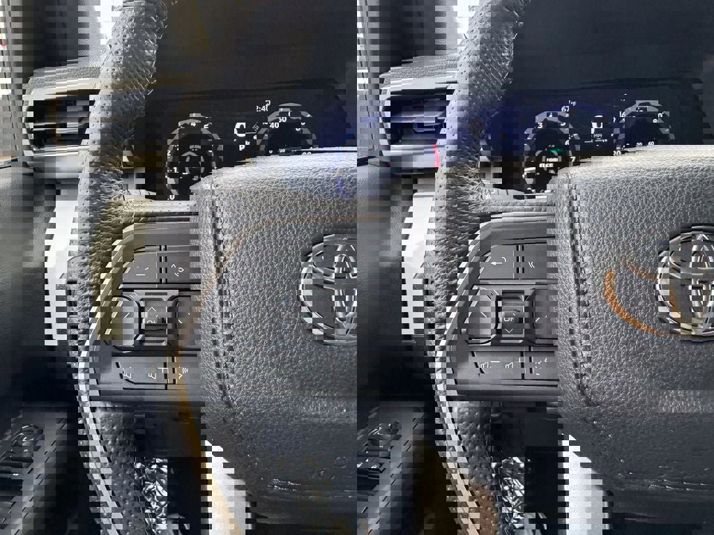 Used 2024 Toyota Tacoma TRD Off-Road AWD/4WD image 29