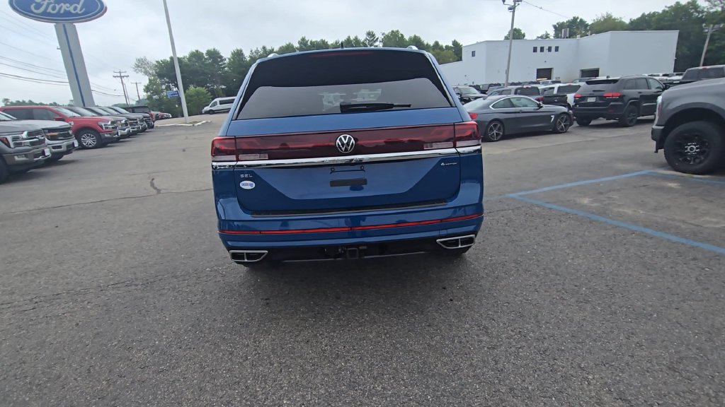 Used 2025 Volkswagen Atlas SEL Premium R-Line AWD/4WD image 19