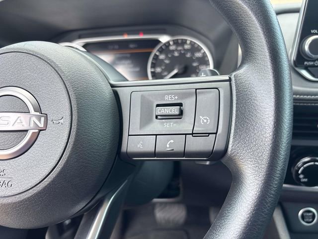 Used 2023 Nissan Rogue S image 17