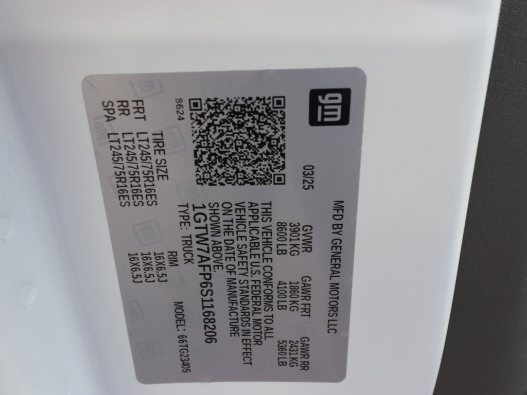 Used 2025 GMC Savana 2500 w/ Driver Convenience Package RWD image 22