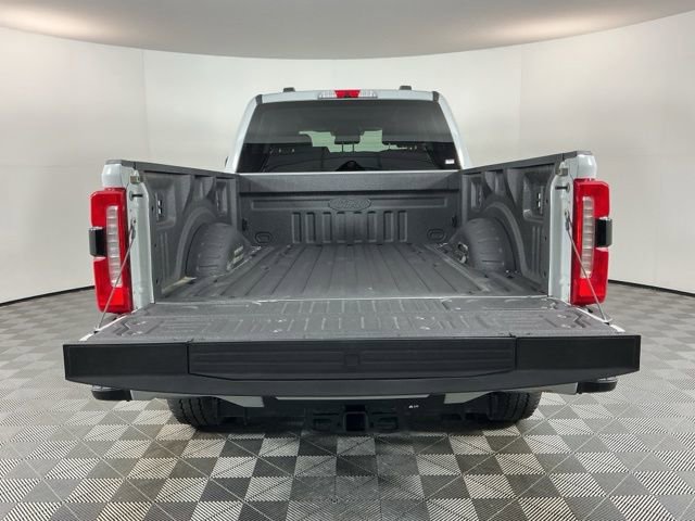 Certified 2025 Ford F350 Lariat w/ Black Appearance Package AWD/4WD image 7
