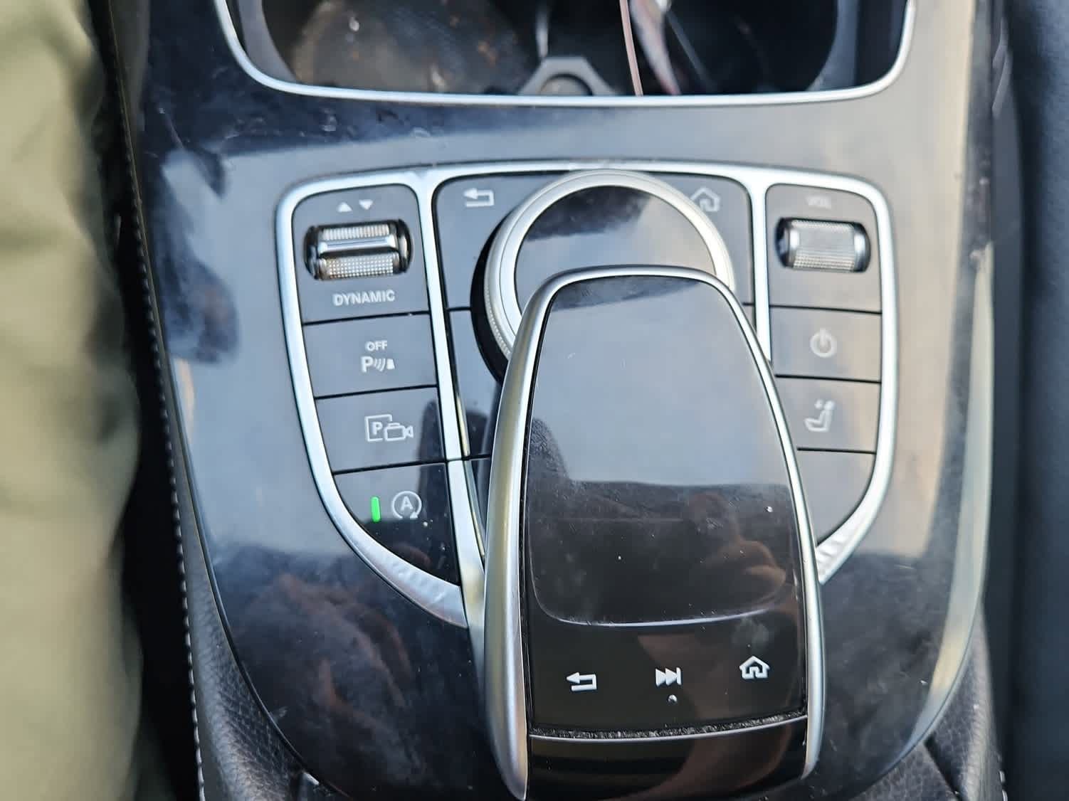 Used 2017 Mercedes-Benz E 400 4MATIC Wagon image 19