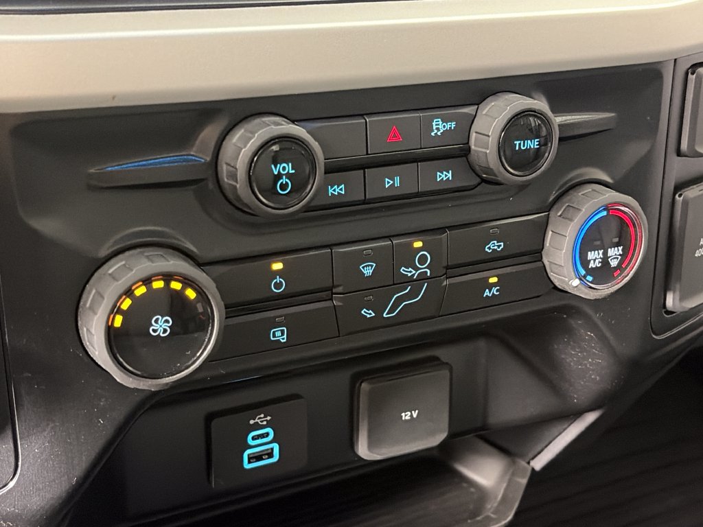 Certified 2025 Ford F250 XL AWD/4WD image 18