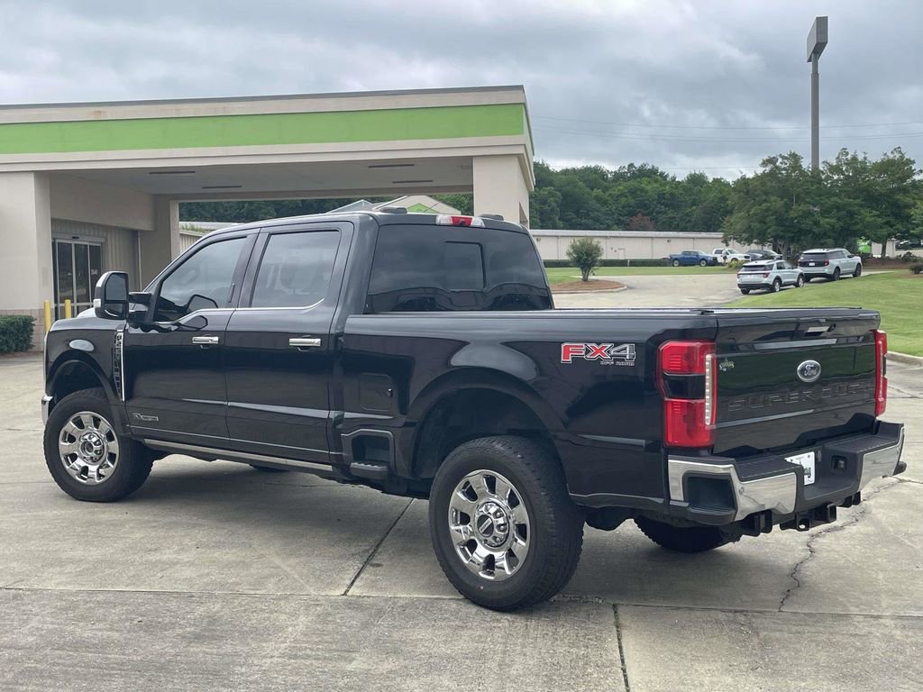 Certified 2023 Ford F250 Lariat w/ Lariat Ultimate Package AWD/4WD image 5