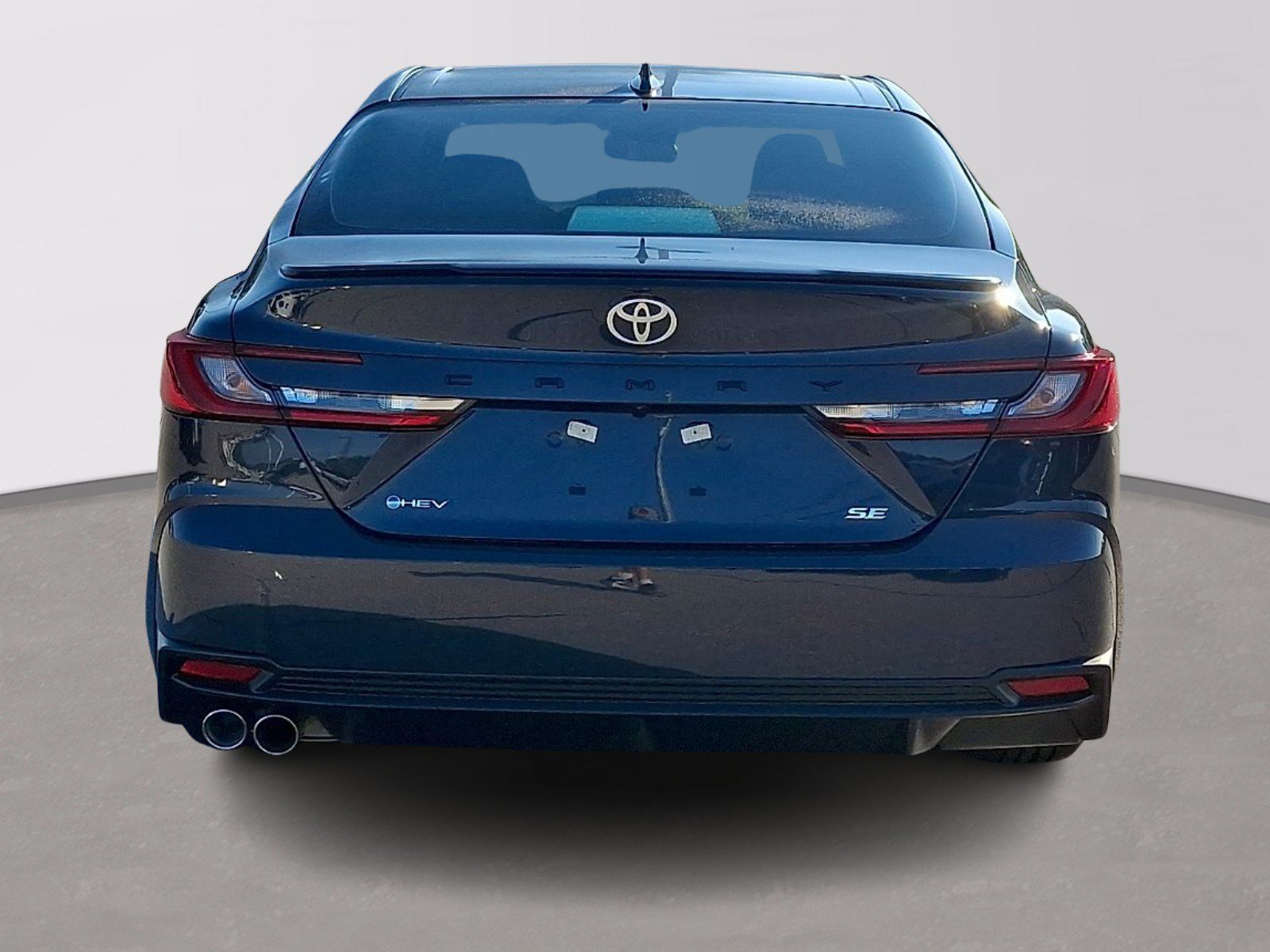 Used 2025 Toyota Camry SE FWD image 5