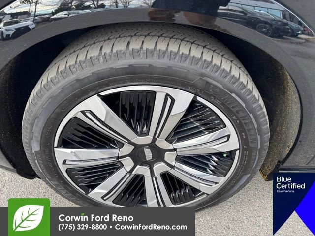 Used 2025 Cadillac Escalade IQ Luxury 2 image 45