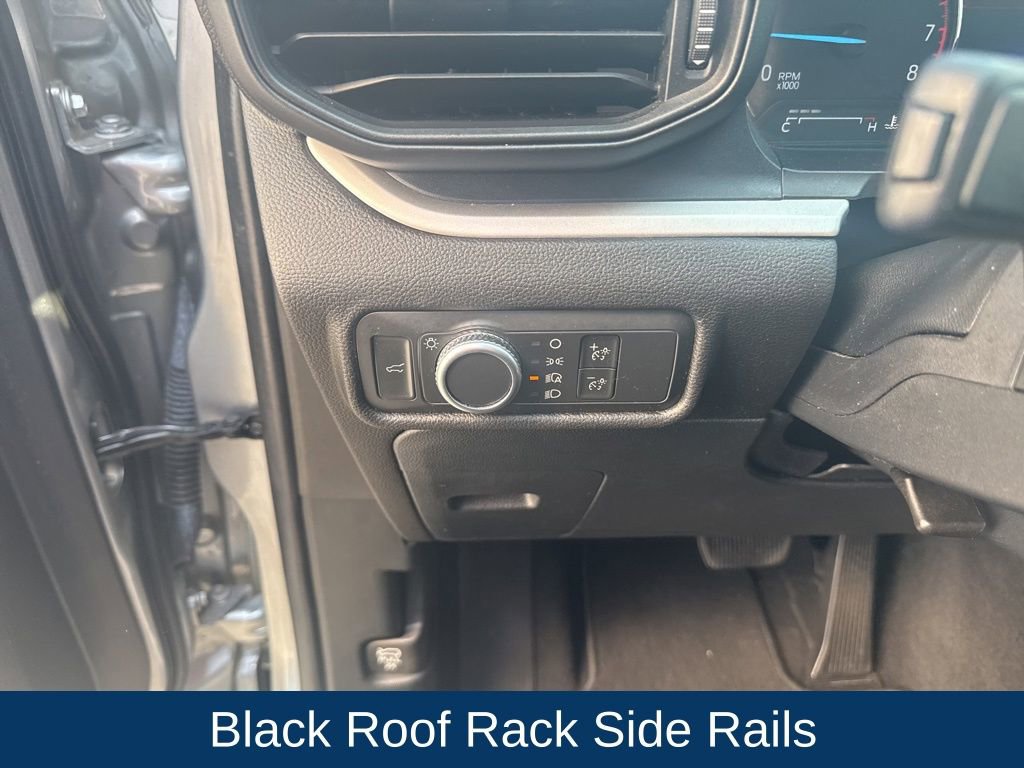 Certified 2022 Ford Explorer XLT RWD image 16