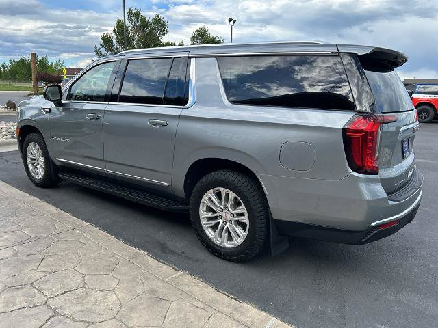 Used 2023 GMC Yukon XL SLT AWD/4WD image 6