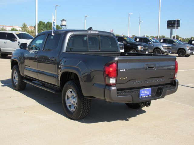 Used 2021 Toyota Tacoma SR AWD/4WD image 6