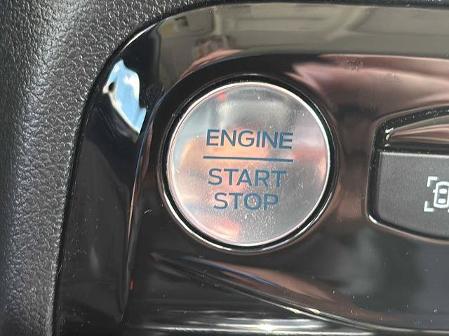 Certified 2024 Ford Escape Platinum AWD/4WD image 21