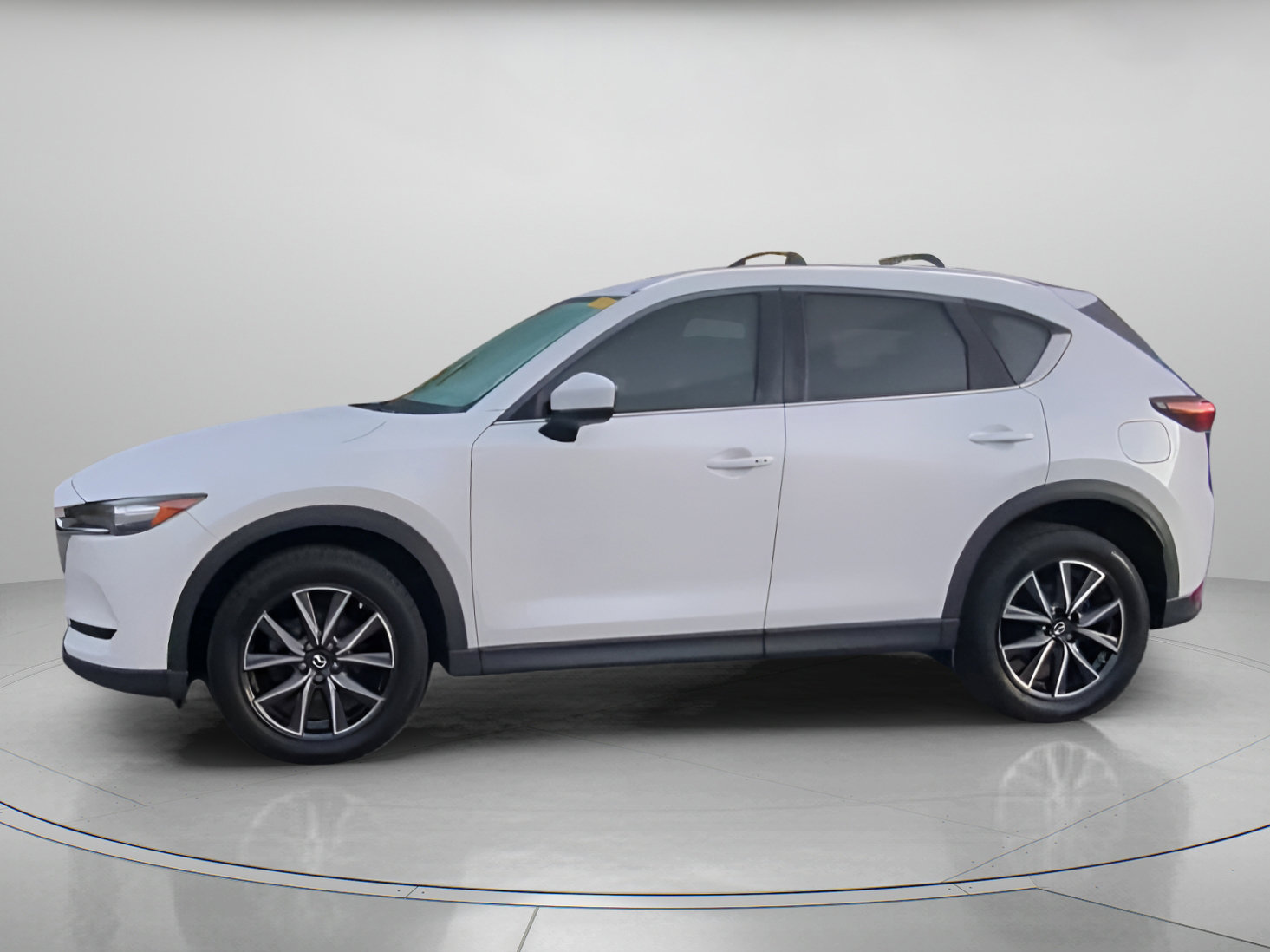 Used 2018 MAZDA CX-5 Touring w/ Preferred Equipment Package FWD image 15