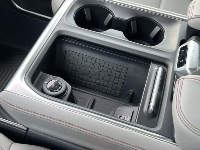 Certified 2025 Ford Expedition Active image 38