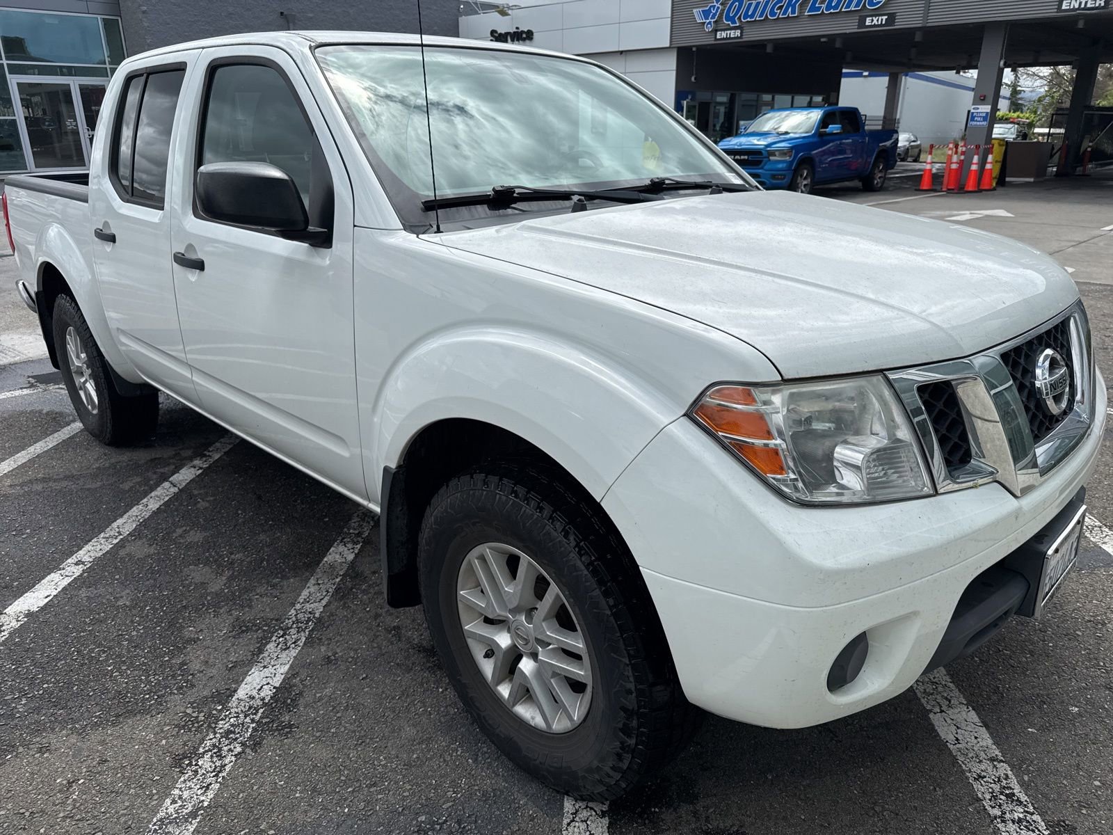 Used 2019 Nissan Frontier SV AWD/4WD image 7