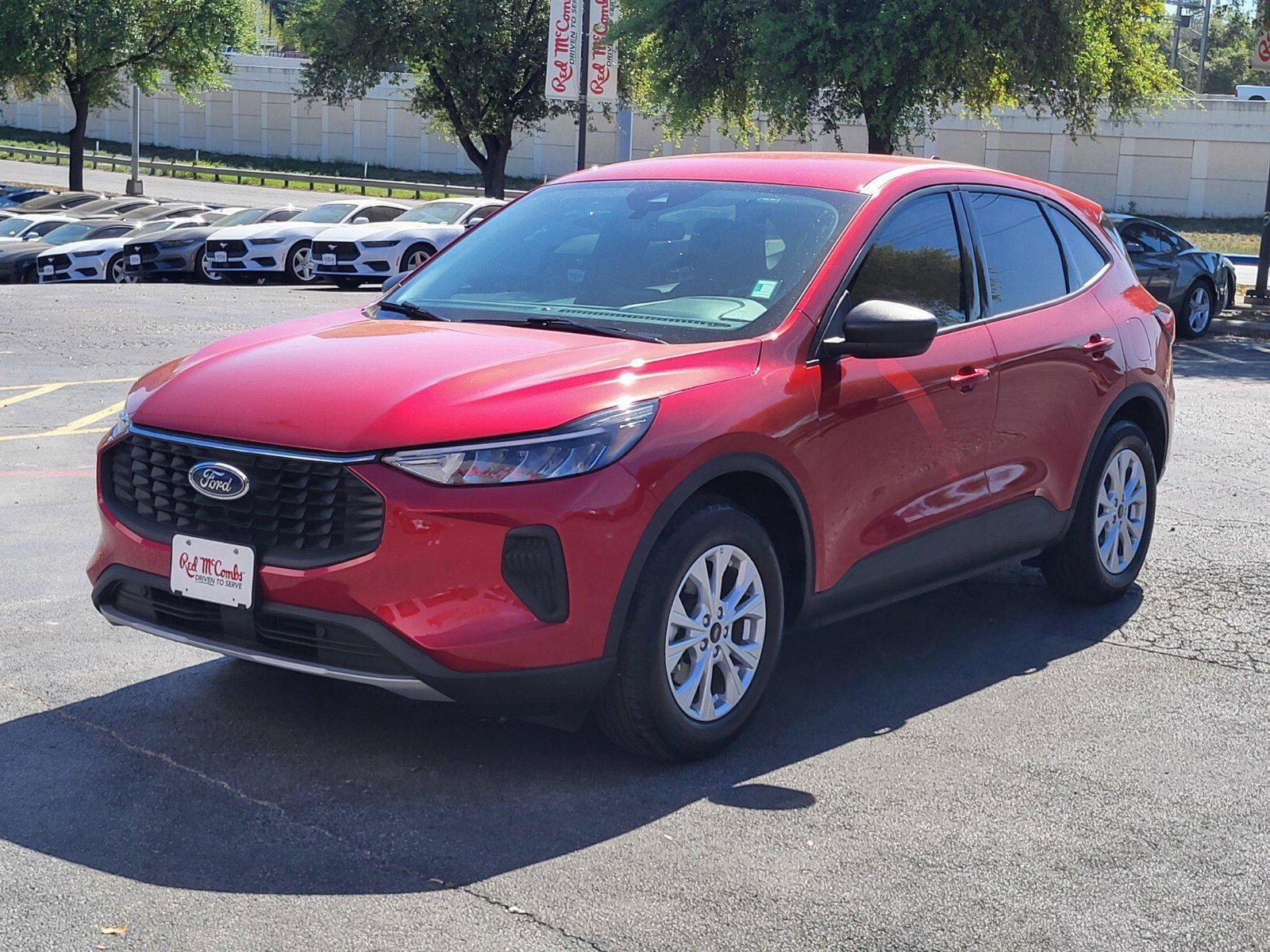 Certified 2025 Ford Escape Active image 7