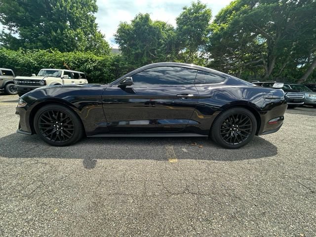 Certified 2022 Ford Mustang GT w/ GT Performance Package RWD image 3