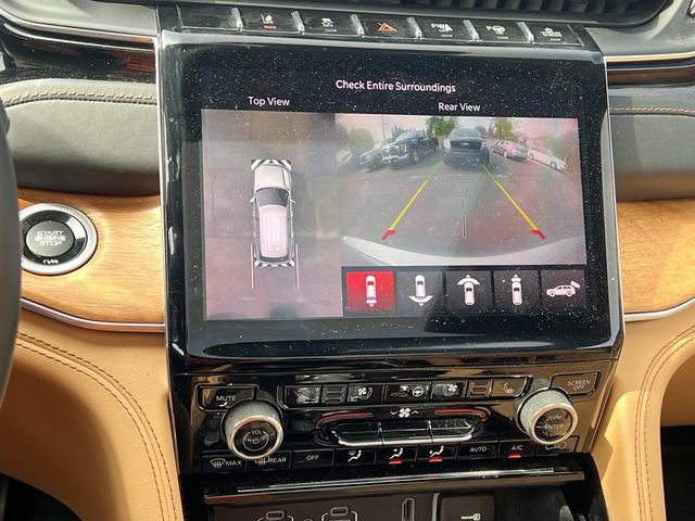 Used 2022 Jeep Grand Cherokee L Summit AWD/4WD image 12